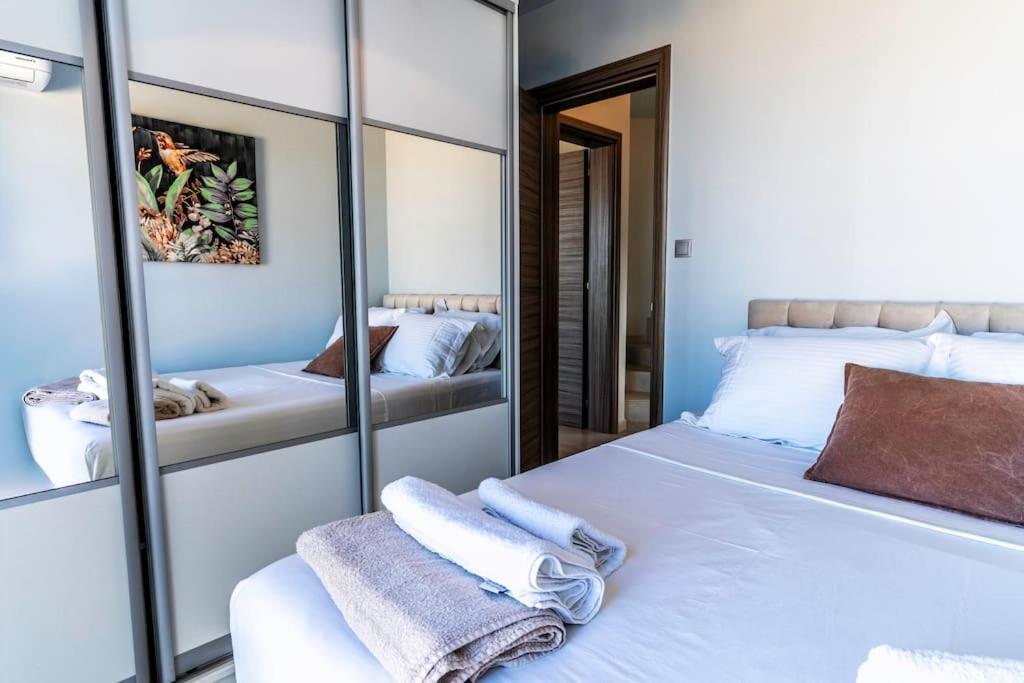 Zefyros Suite , Seafront Retreat ! Panormos  Exterior photo